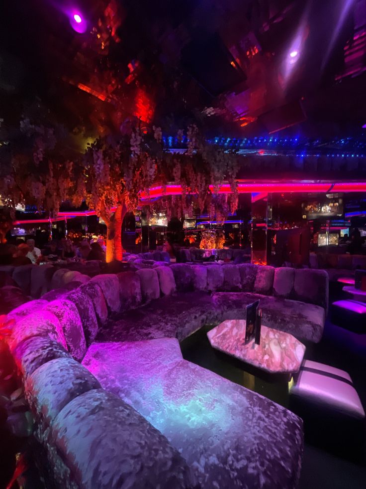 Lipstick Night Club Katalog